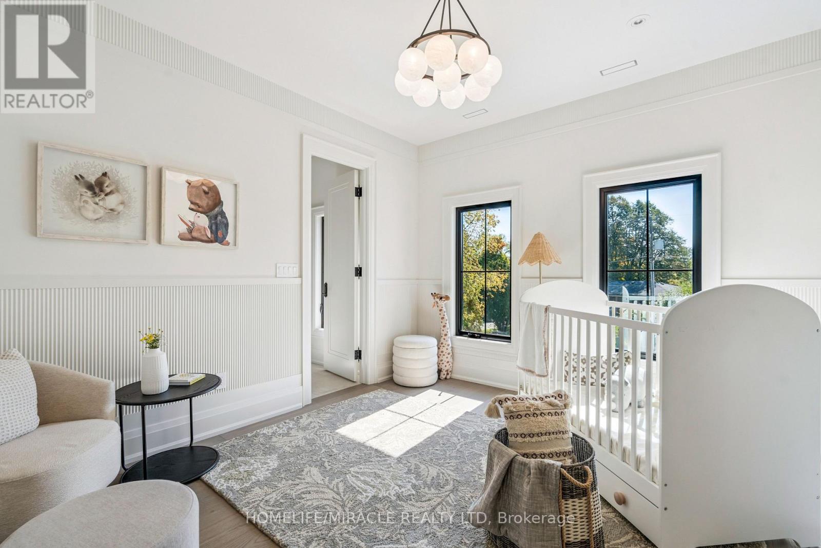 517 Stafford Drive, Oakville, Ontario  L6L 4M4 - Photo 22 - W12606684