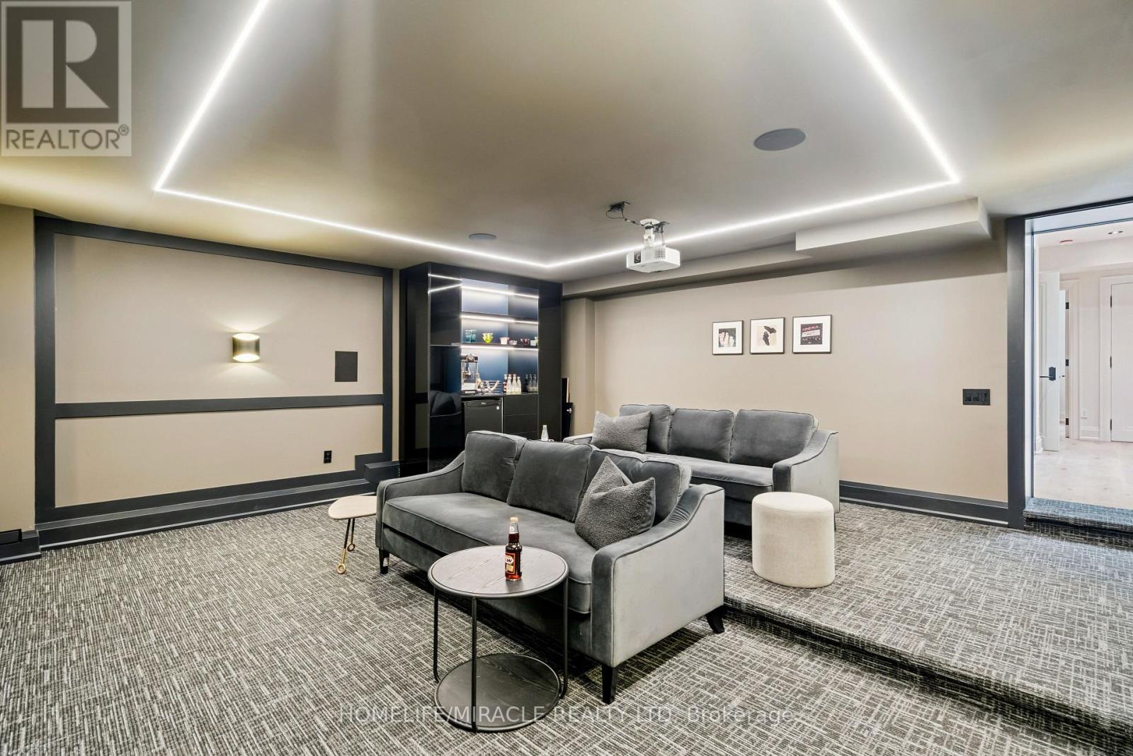 517 Stafford Drive, Oakville, Ontario  L6L 4M4 - Photo 25 - W12606684