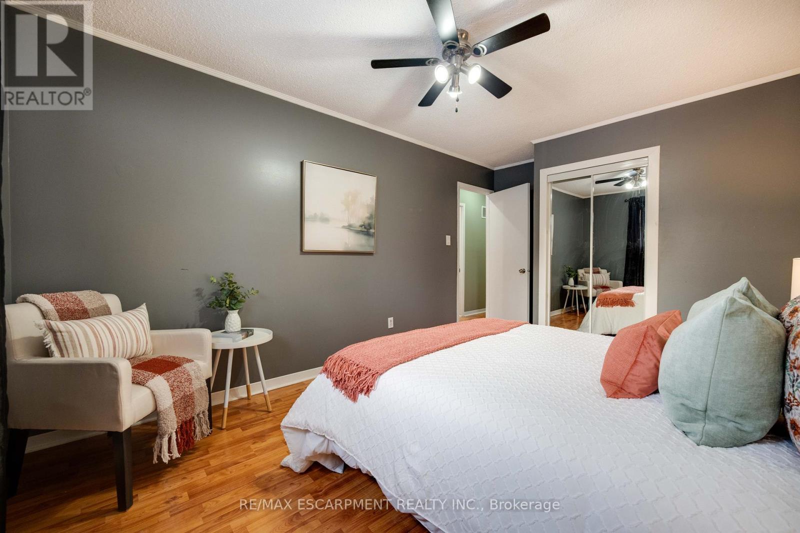 61 Woodlawn Avenue, Brantford, Ontario  N3V 1A6 - Photo 11 - X12606650