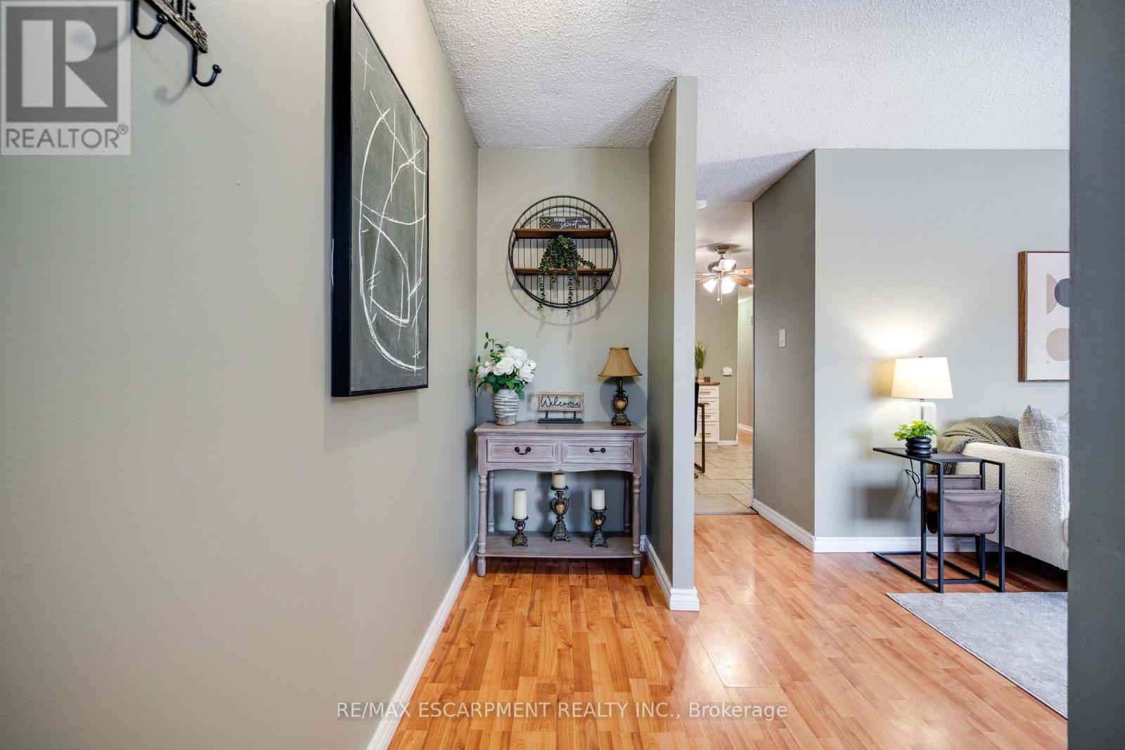 61 Woodlawn Avenue, Brantford, Ontario  N3V 1A6 - Photo 19 - X12606650