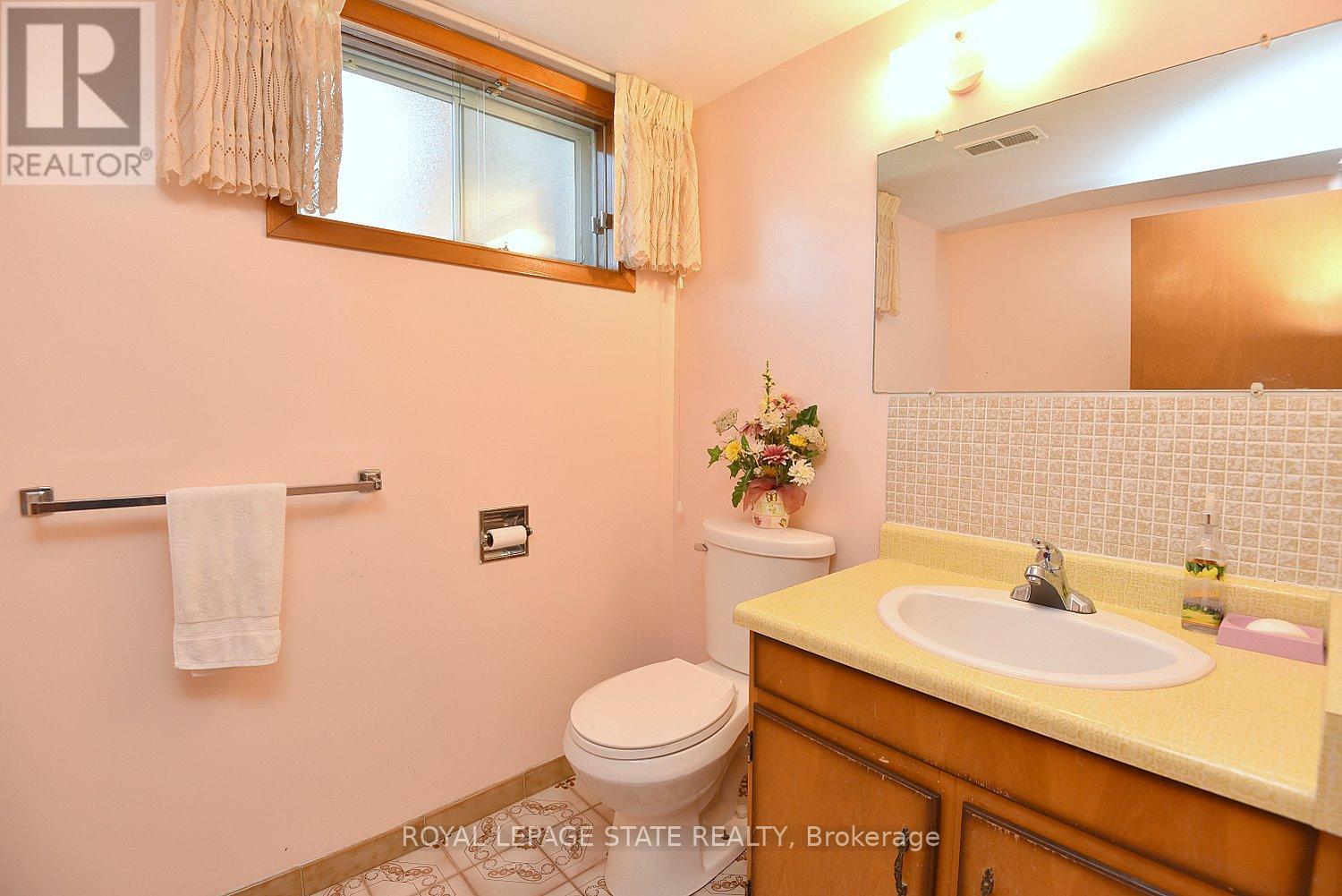 122 Mount Albion Road, Hamilton, Ontario  L8K 5S8 - Photo 26 - X12606676