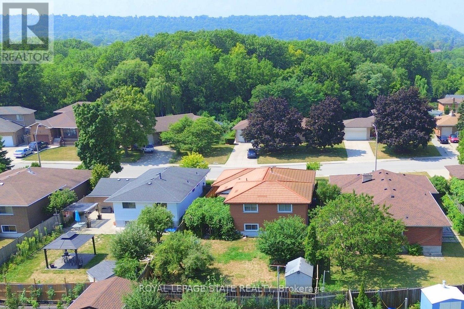 122 Mount Albion Road, Hamilton, Ontario  L8K 5S8 - Photo 36 - X12606676