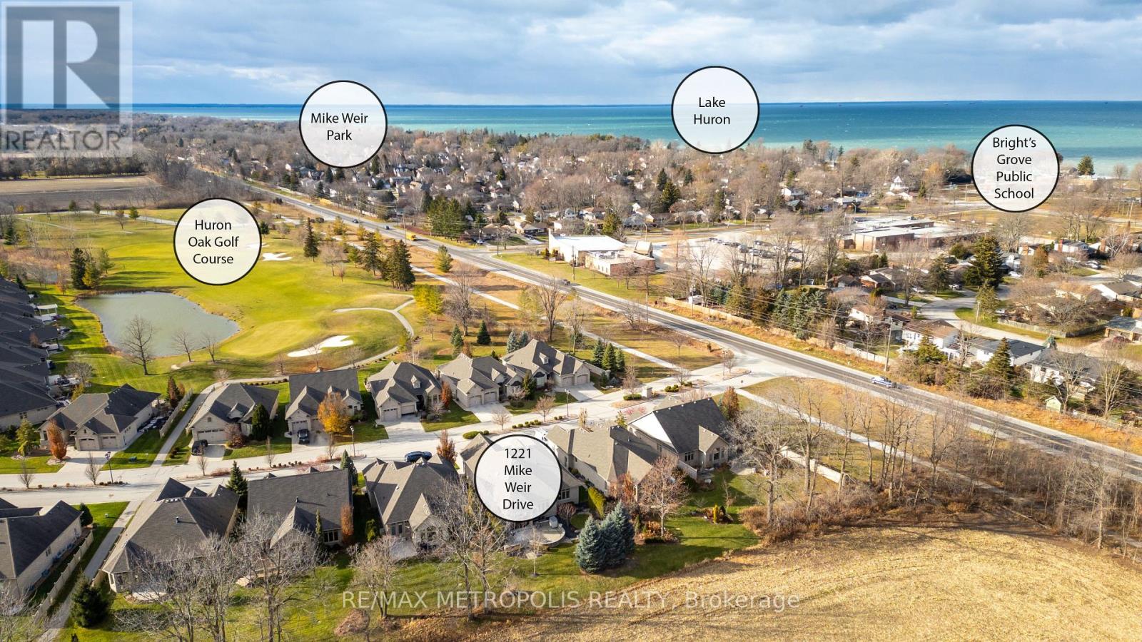 1221 Mike Weir Drive, Sarnia, Ontario  N0N 1C0 - Photo 47 - X12606698