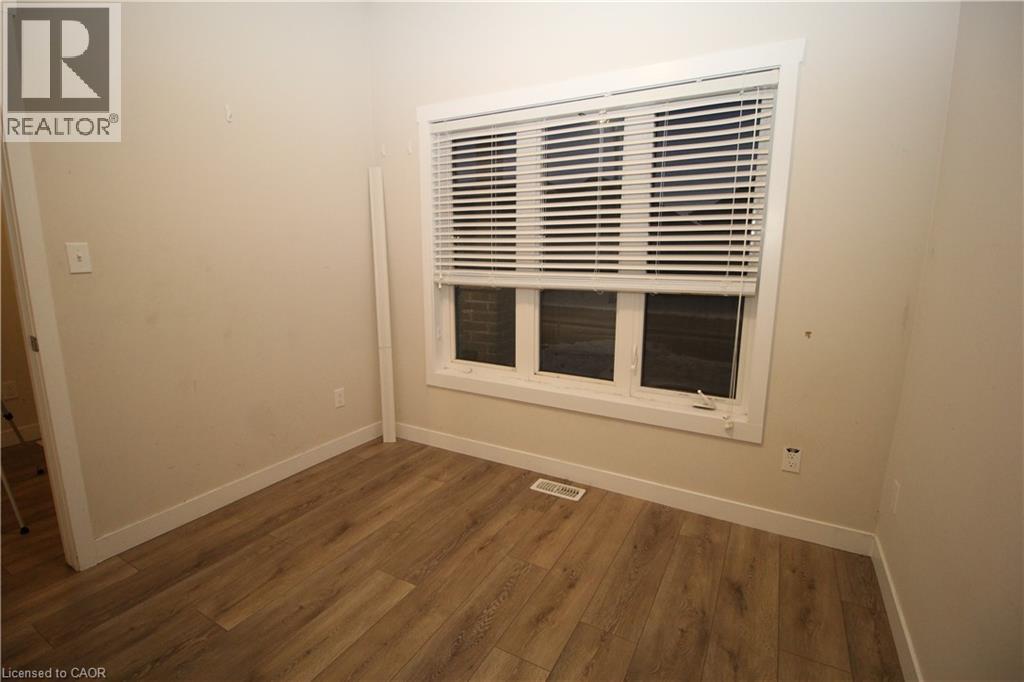 15 Meadowhawk Lane, Simcoe, Ontario N3W 0E8 - Photo 6 - 40739527