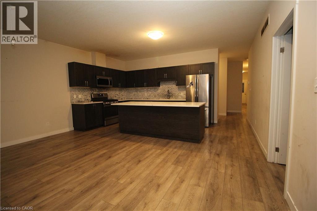 15 Meadowhawk Lane, Simcoe, Ontario N3W 0E8 - Photo 3 - 40739527