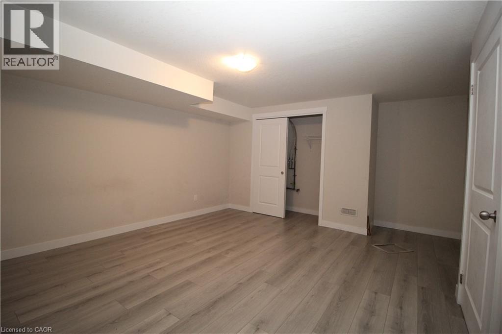 15 Meadowhawk Lane, Simcoe, Ontario N3W 0E8 - Photo 12 - 40739527