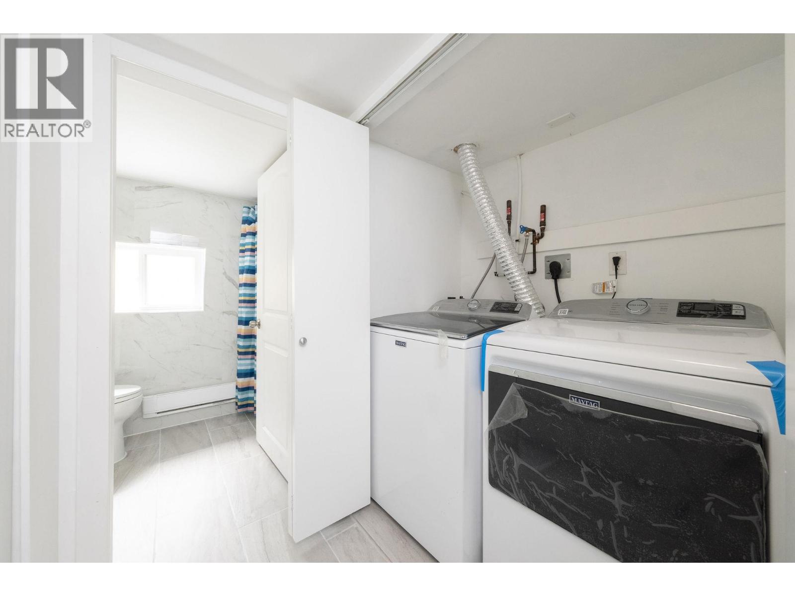 7696 Davies Street, Burnaby, British Columbia  V3N 3H4 - Photo 34 - R3057002