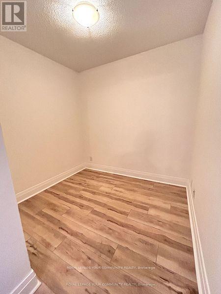 414 - 1060 Sheppard Avenue W, Toronto, Ontario  M3J 0G7 - Photo 14 - W12437050