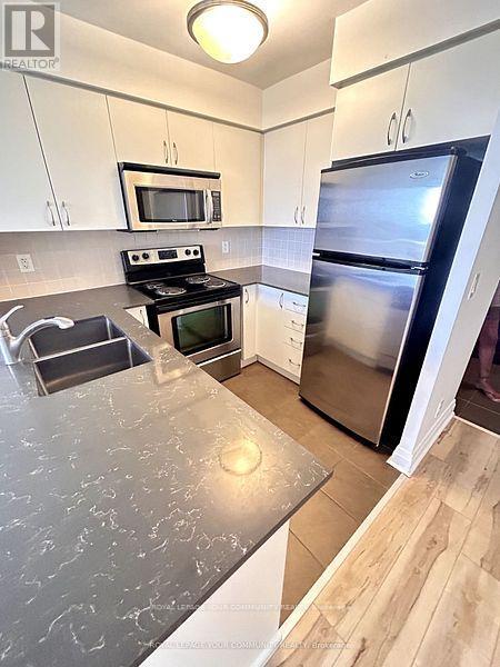 414 - 1060 Sheppard Avenue W, Toronto, Ontario  M3J 0G7 - Photo 4 - W12437050