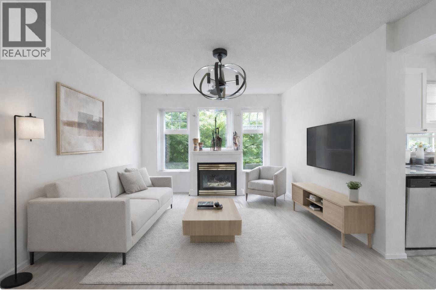 313 3085 Primrose Lane, Coquitlam, British Columbia  V3B 7S3 - Photo 2 - R3072606