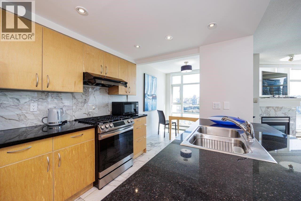 1601 1199 Marinaside Crescent, Vancouver, British Columbia  V6B 2T4 - Photo 9 - R3072600