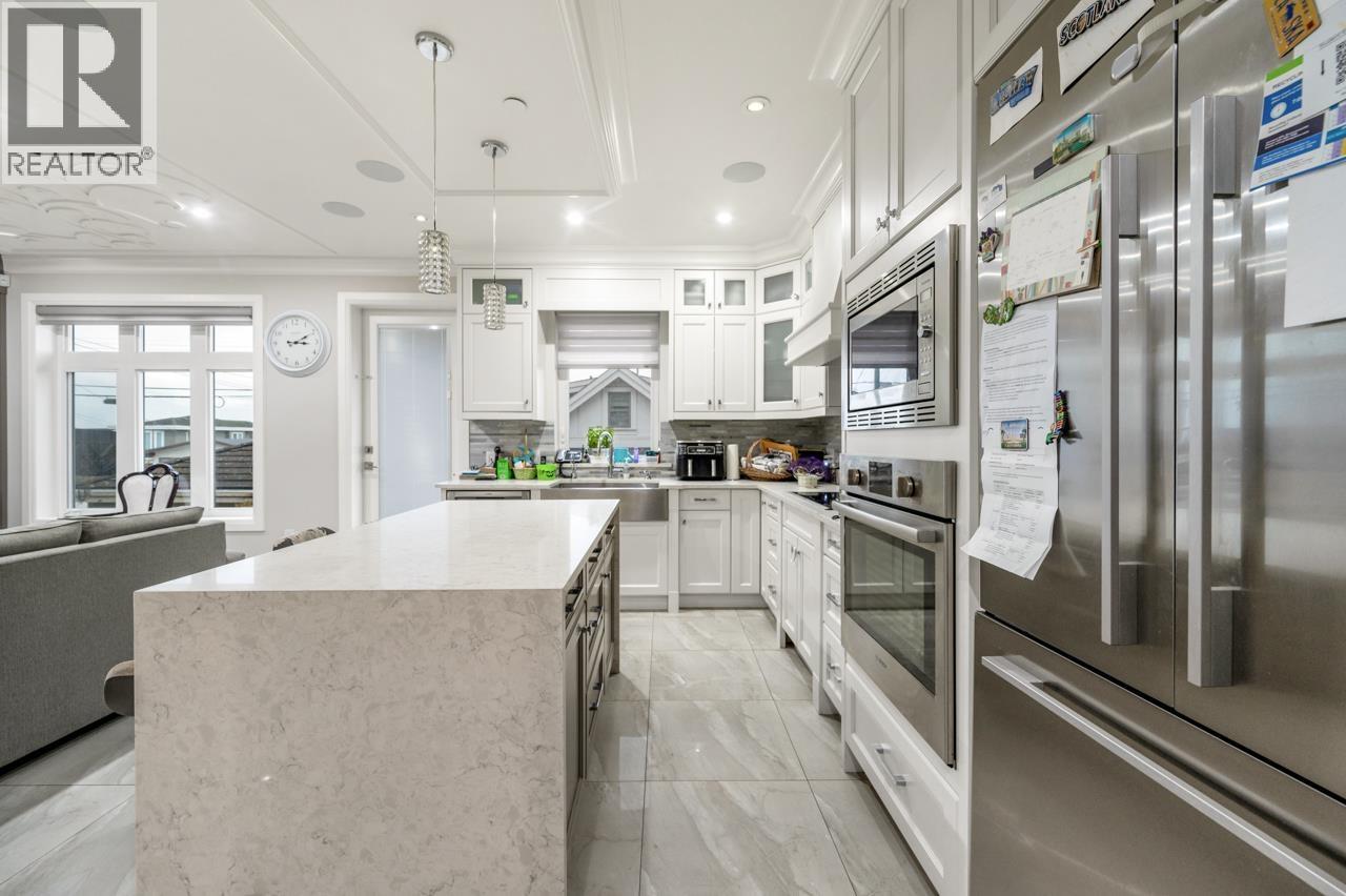 1176 E 60th Avenue, Vancouver, British Columbia V5X 2A7 - Photo 9 - R3071293