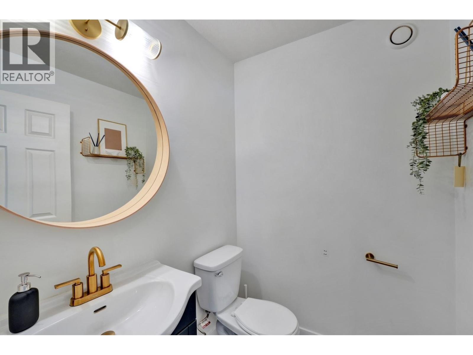 5504 Derby Road, Sechelt, British Columbia  V7Z 0M2 - Photo 14 - R3072147