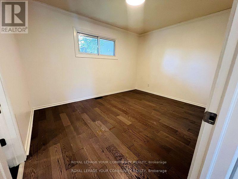 Upper - 93 Westmount Drive S, Orillia, Ontario L3V 6E2 - Photo 15 - S12572390