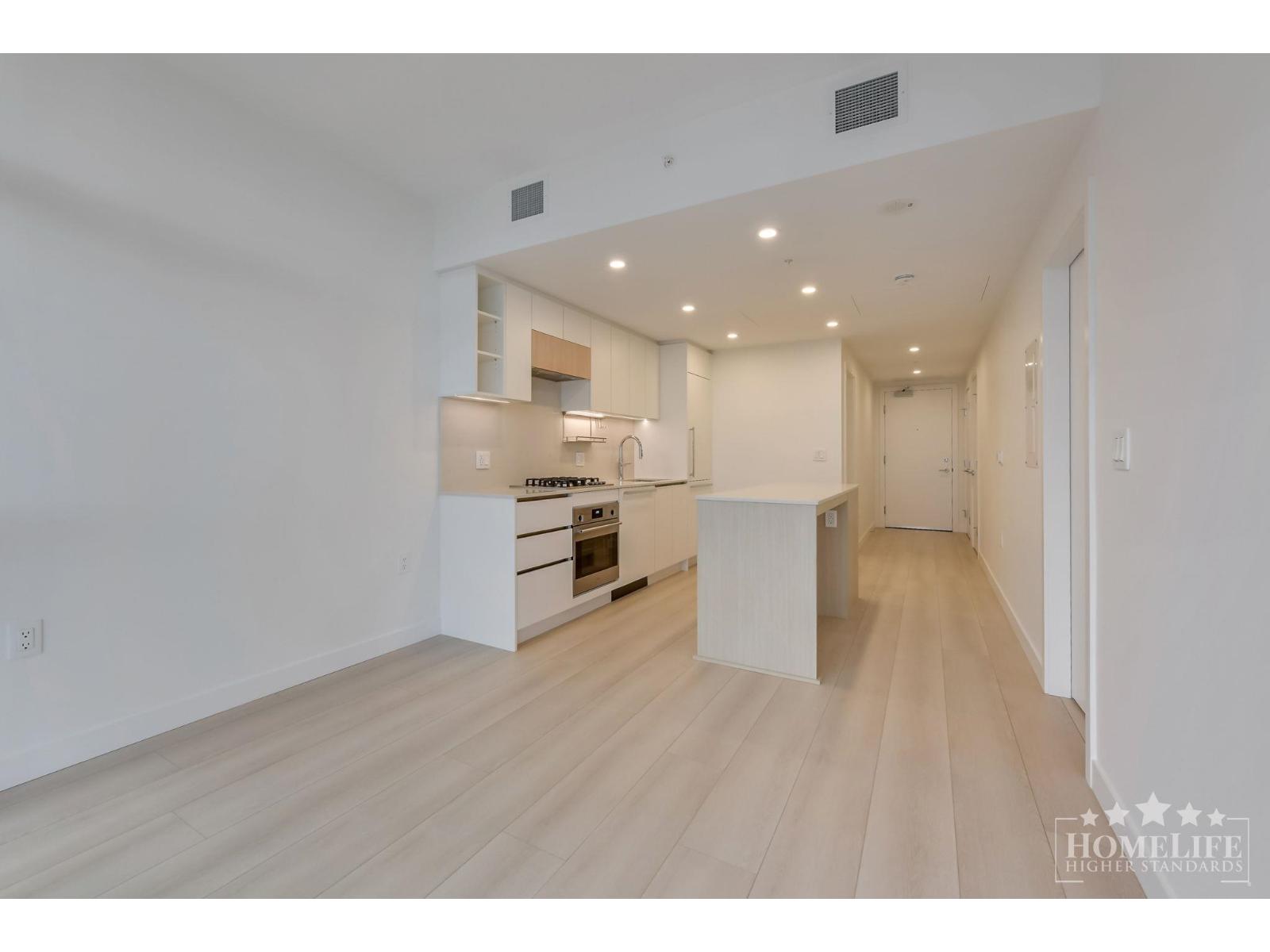 2910 13573 98a Avenue, Surrey, British Columbia  V3T 0X1 - Photo 4 - R3072621