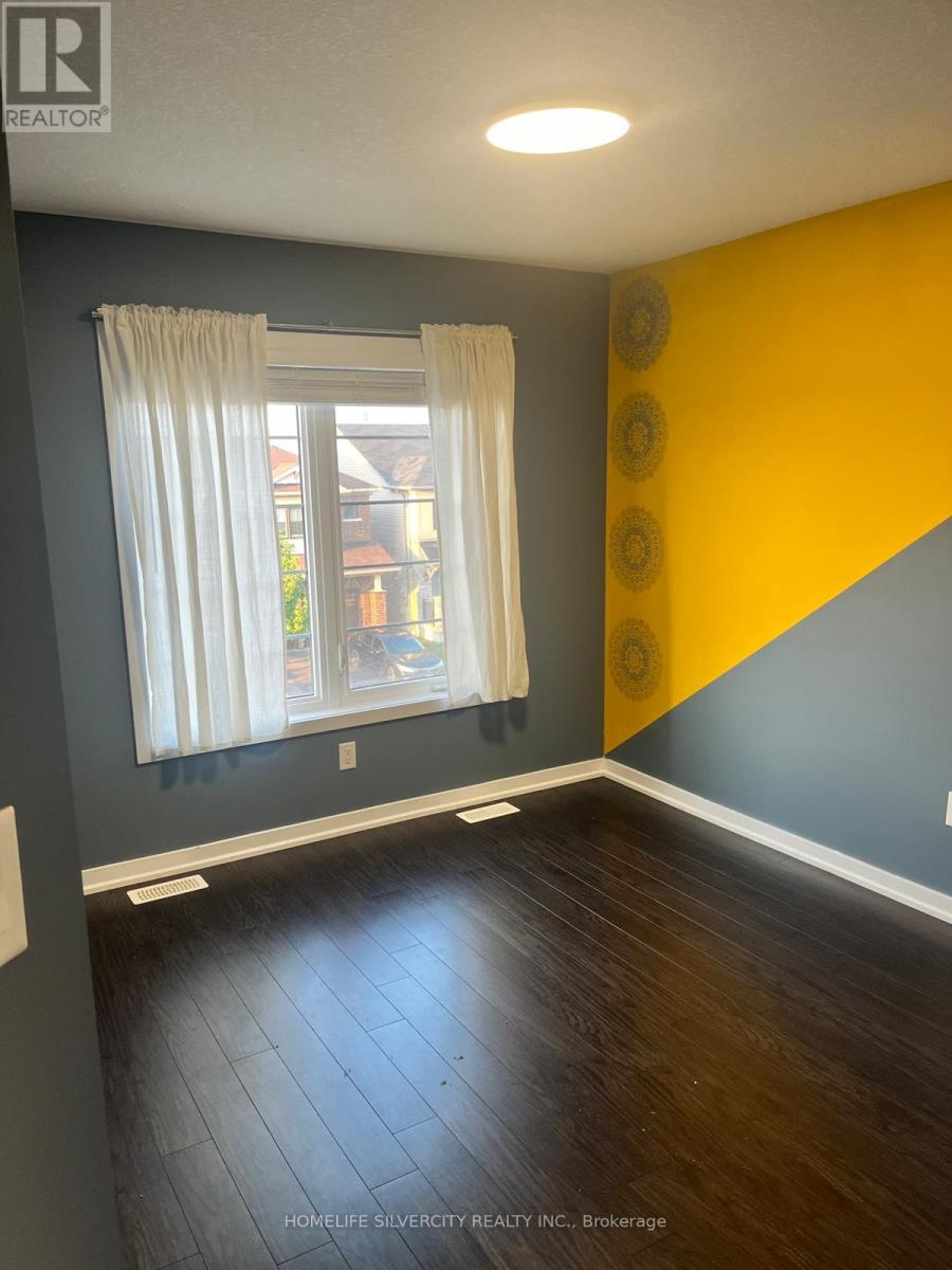 98 Crafter Crescent, Hamilton, Ontario L8J 2V5 - Photo 16 - X12606708