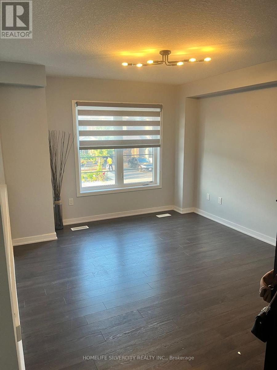 98 Crafter Crescent, Hamilton, Ontario L8J 2V5 - Photo 3 - X12606708