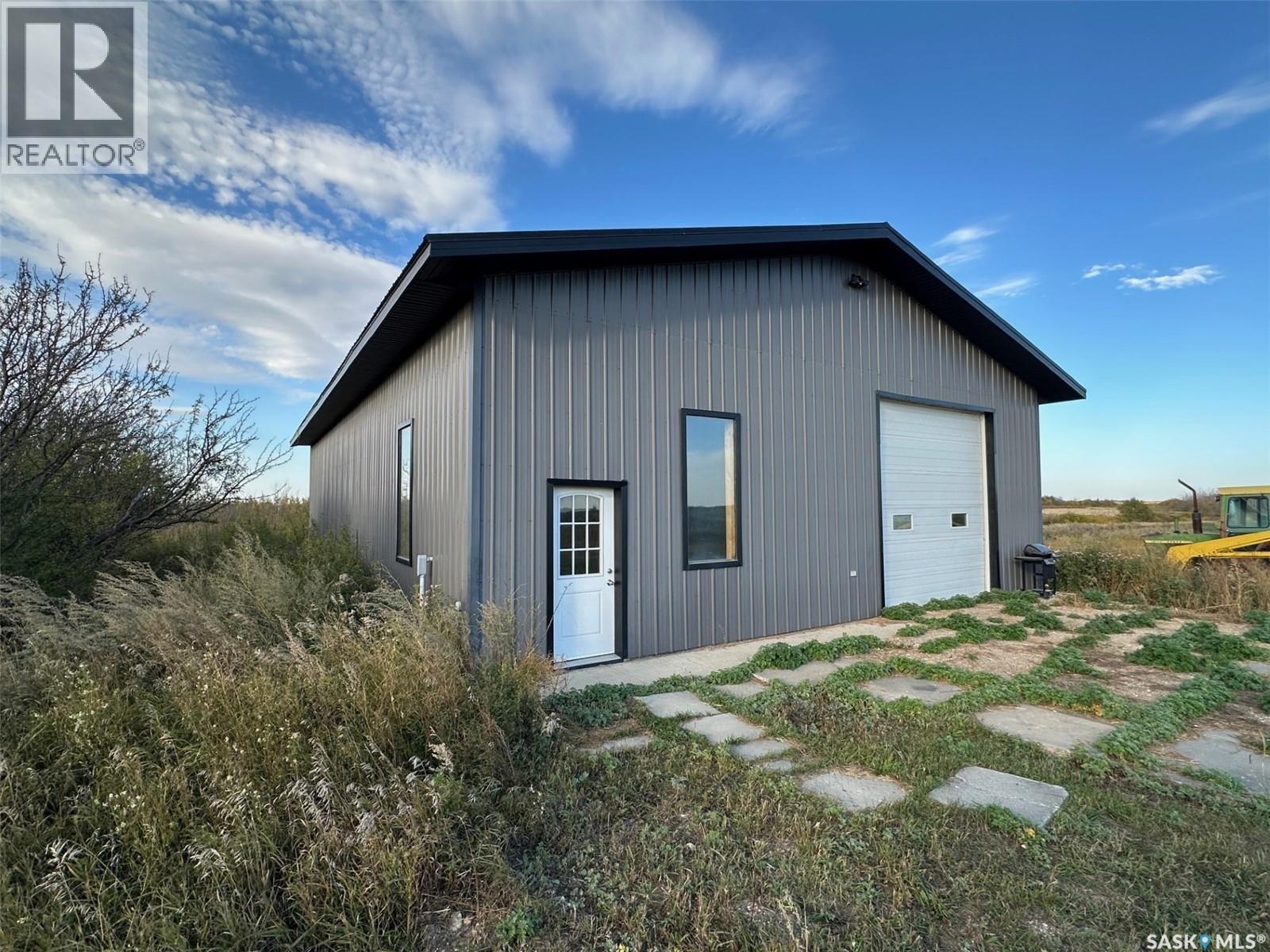 Lybeck Shop & Yard, Corman Park Rm No. 344, Saskatchewan  S0K 2T0 - Photo 3 - SK019871