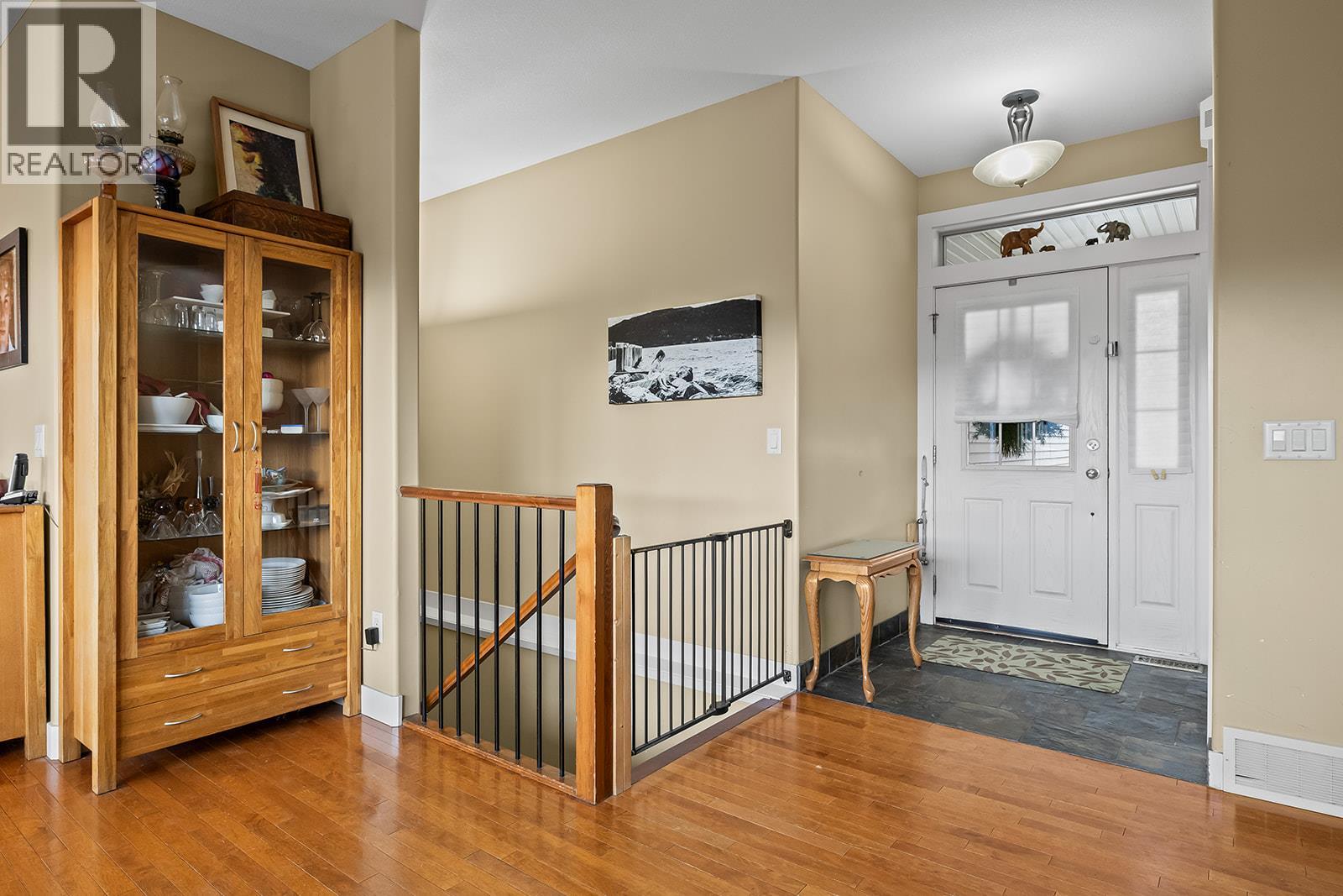 10290 Teresa Road, Lake Country, British Columbia V4V 2N6 - Photo 7 - 10370632