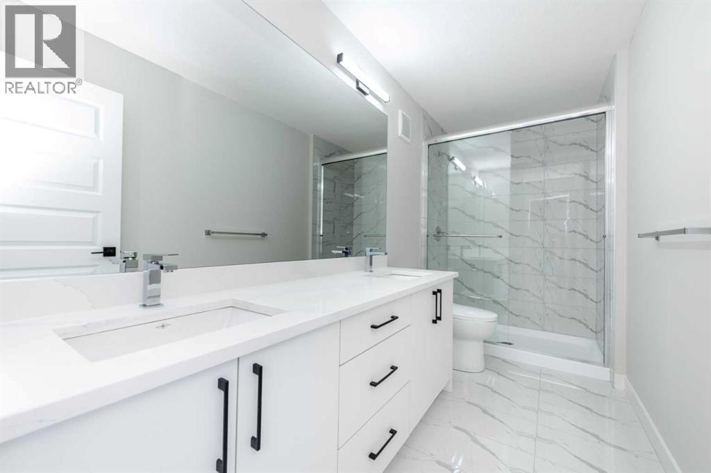 92 Waterford Manor, Chestermere, Alberta  T1X 2T9 - Photo 19 - A2233048