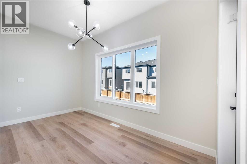 92 Waterford Manor, Chestermere, Alberta  T1X 2T9 - Photo 9 - A2233048