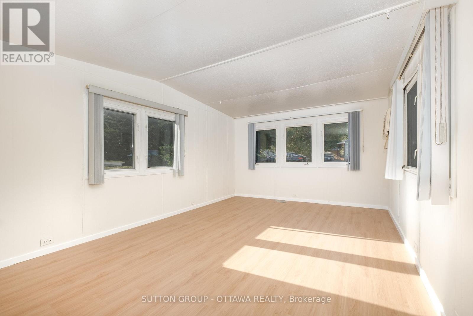 42 - 7481 Mitch Owens Road, Ottawa, Ontario K1G 3N4 - Photo 4 - X12606752