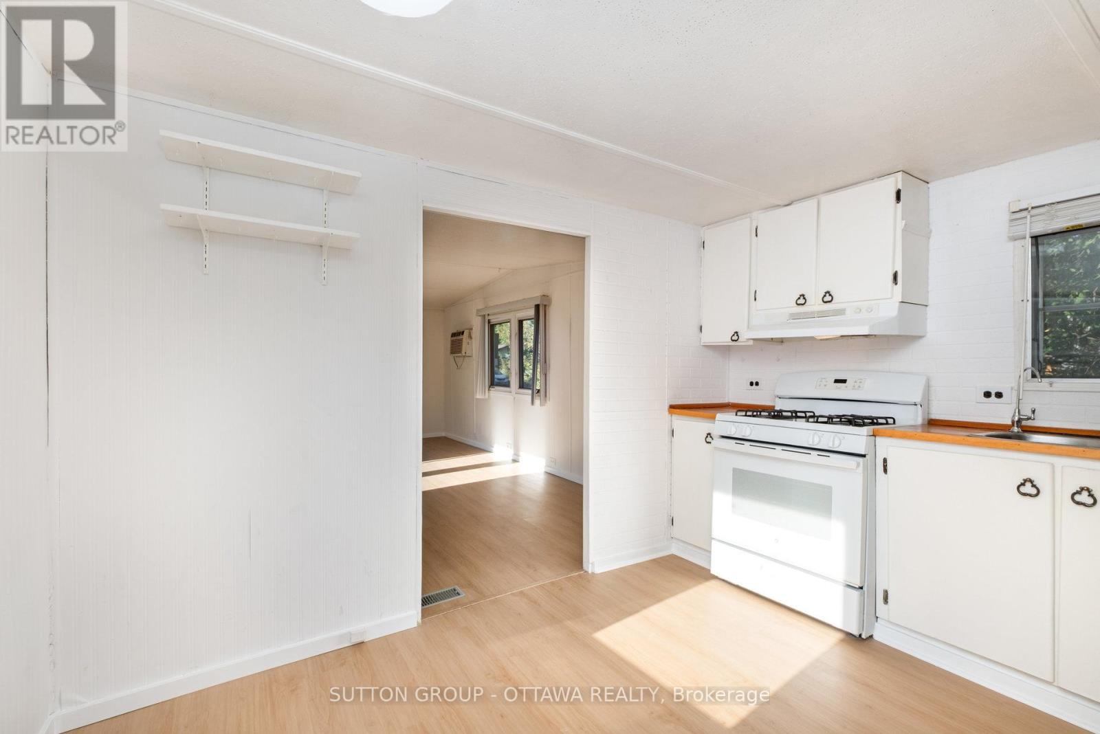 42 - 7481 Mitch Owens Road, Ottawa, Ontario K1G 3N4 - Photo 9 - X12606752