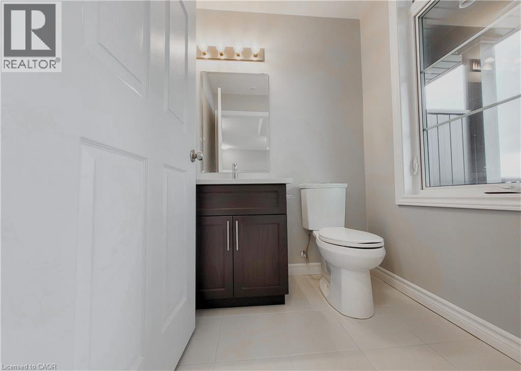 96 Oat Lane, Kitchener, Ontario  N2R 0S8 - Photo 6 - 40792518