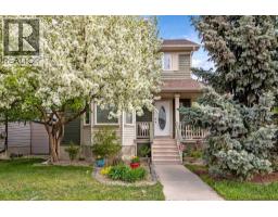 17 Luxstone Crescent SW Luxstone