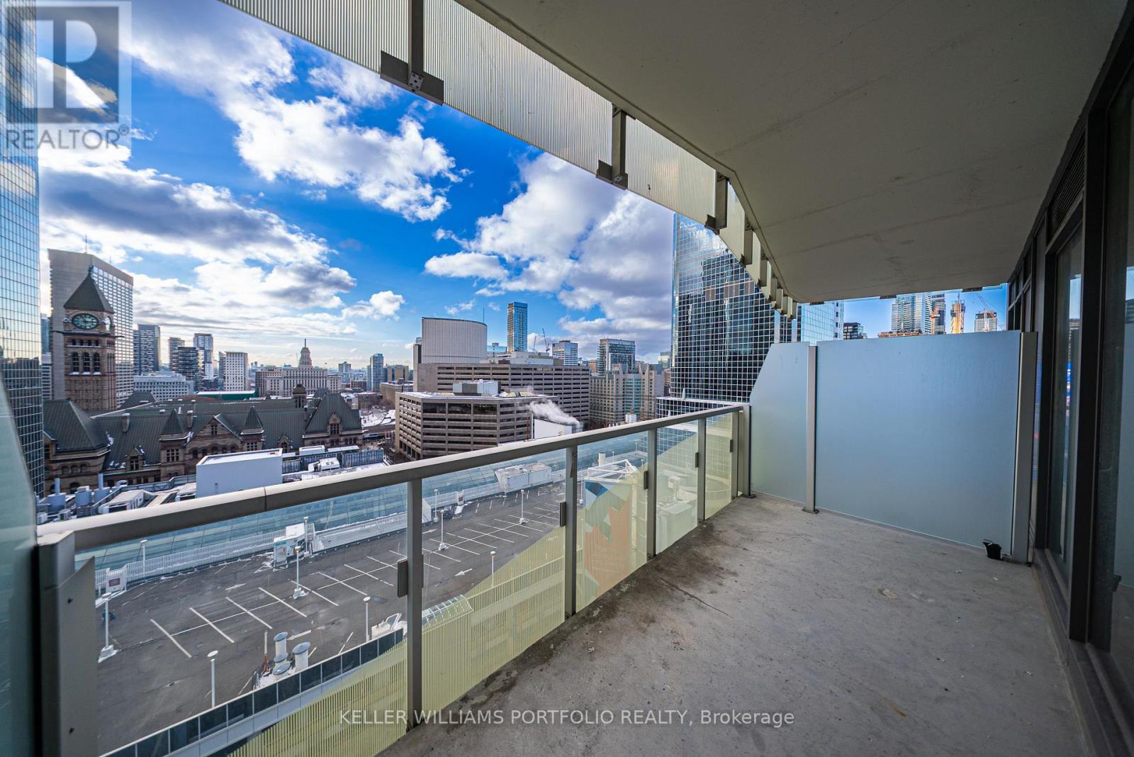 1411 - 197 Yonge Street, Toronto, Ontario  M5B 0C1 - Photo 14 - C12606760