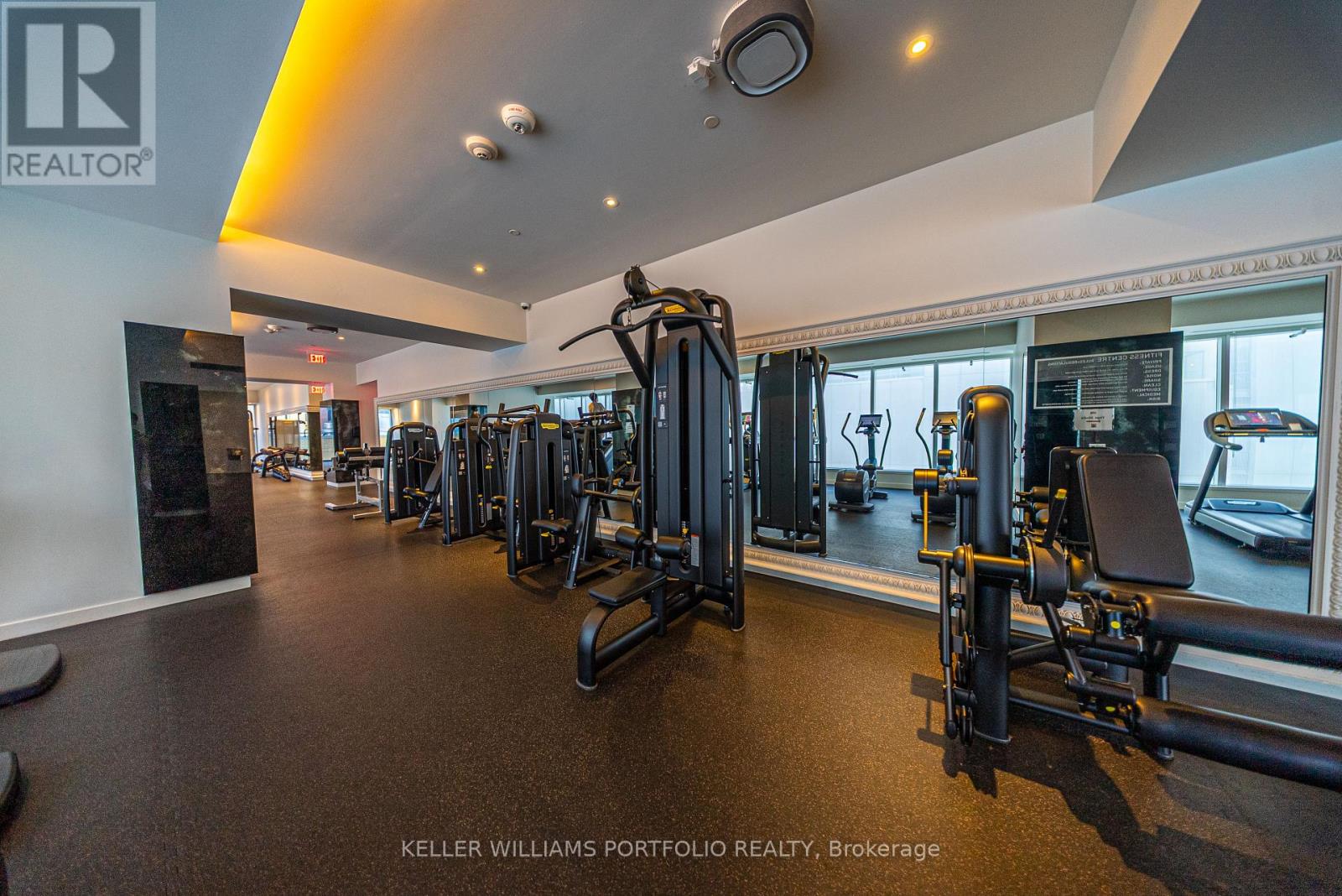 1411 - 197 Yonge Street, Toronto, Ontario  M5B 0C1 - Photo 18 - C12606760