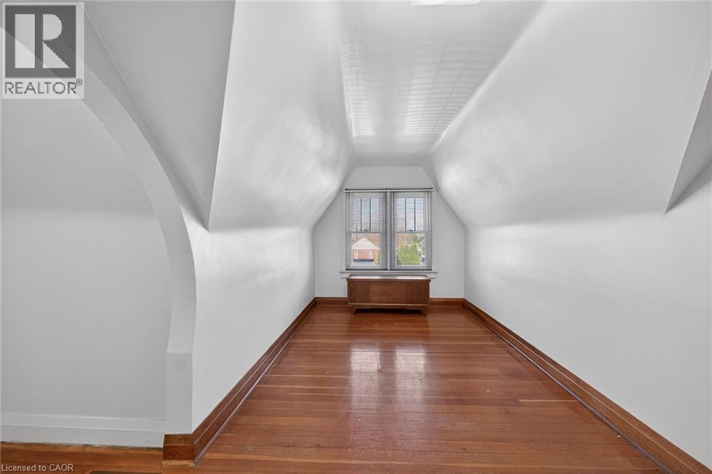 518 Britannia Avenue, Hamilton, Ontario  L8H 1Z8 - Photo 31 - 40792674