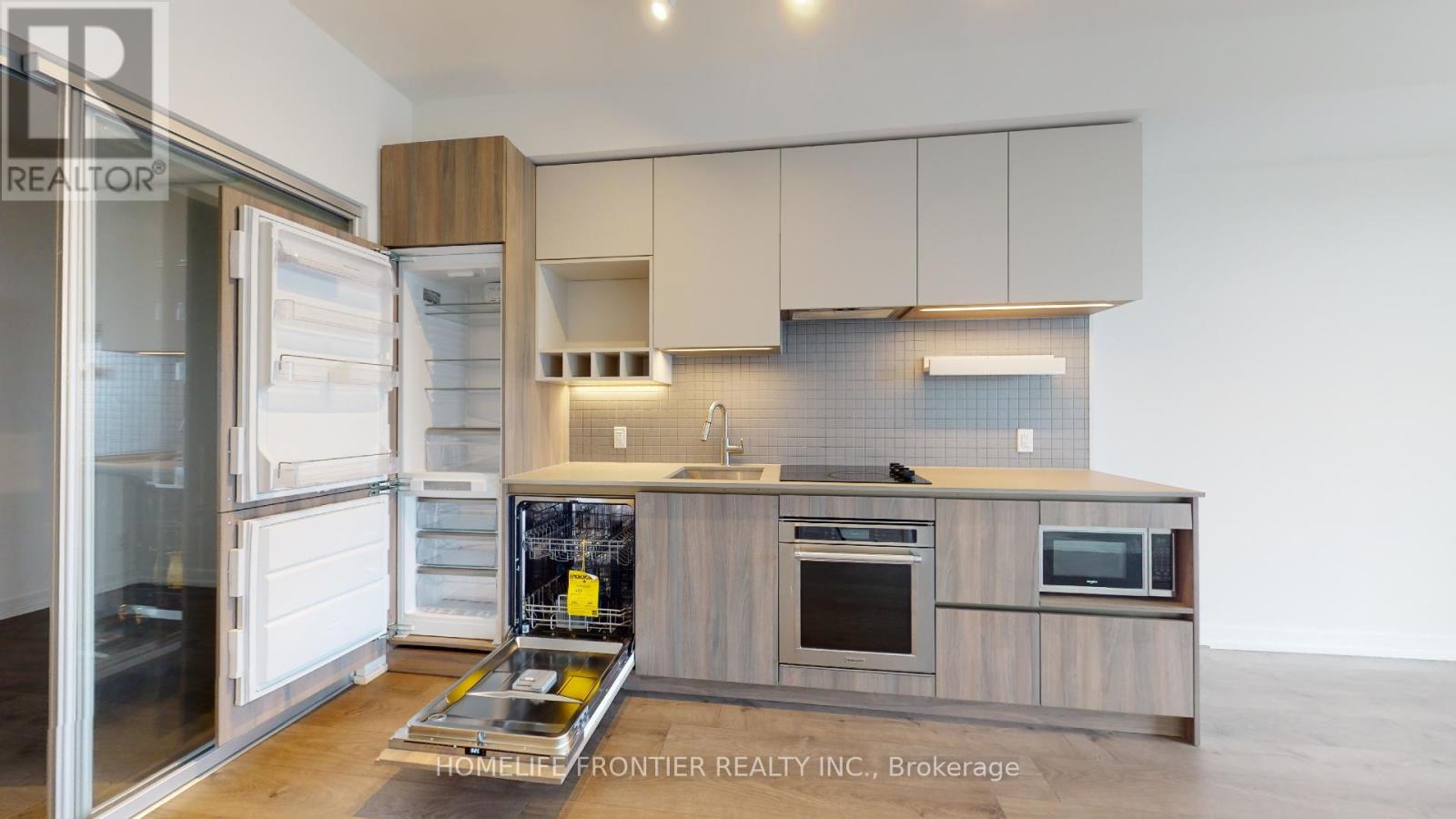 5005 - 950 Portage Parkway, Vaughan, Ontario  L4K 0J7 - Photo 7 - N12606730