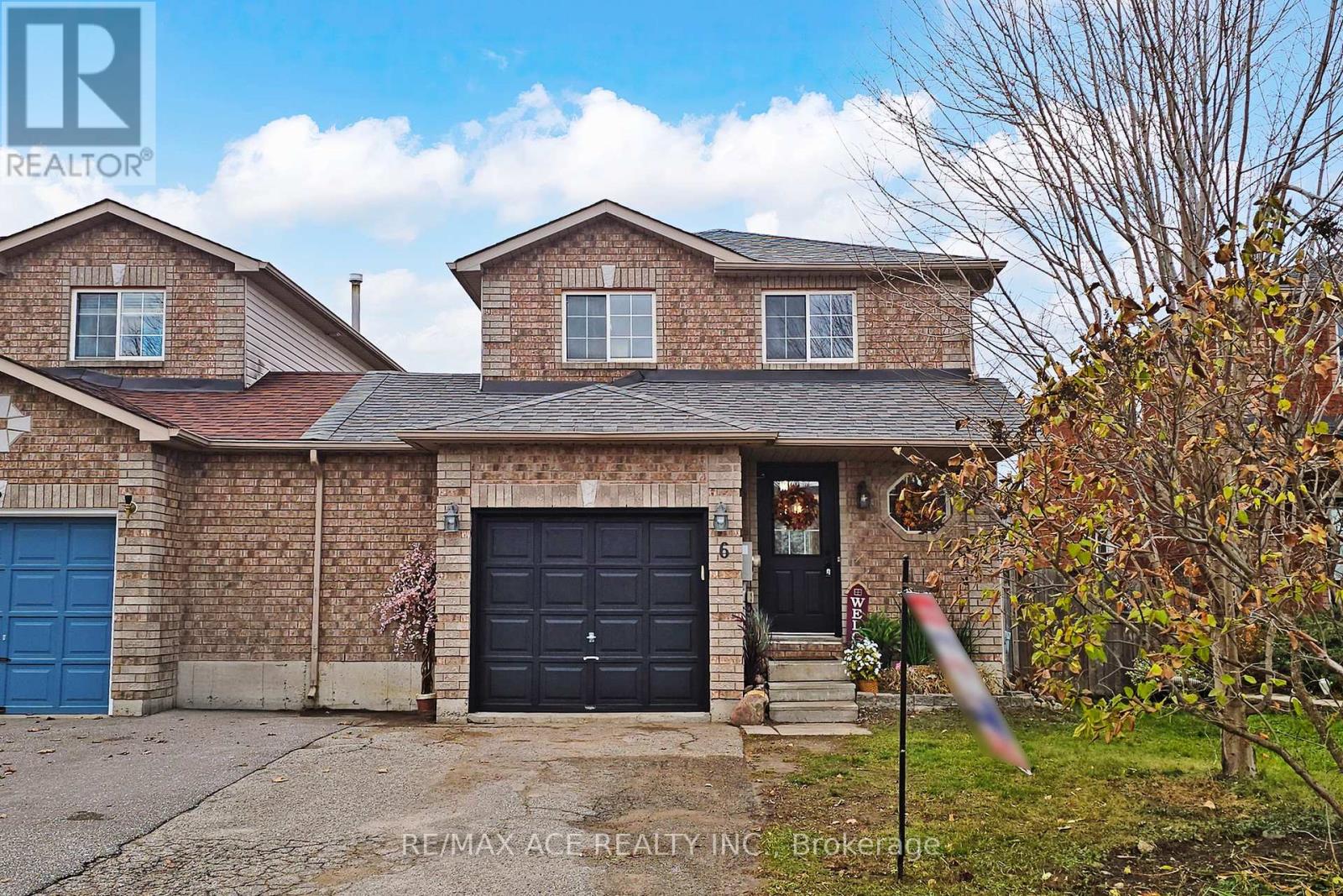 6 ACONLEY COURT, Barrie, Ontario