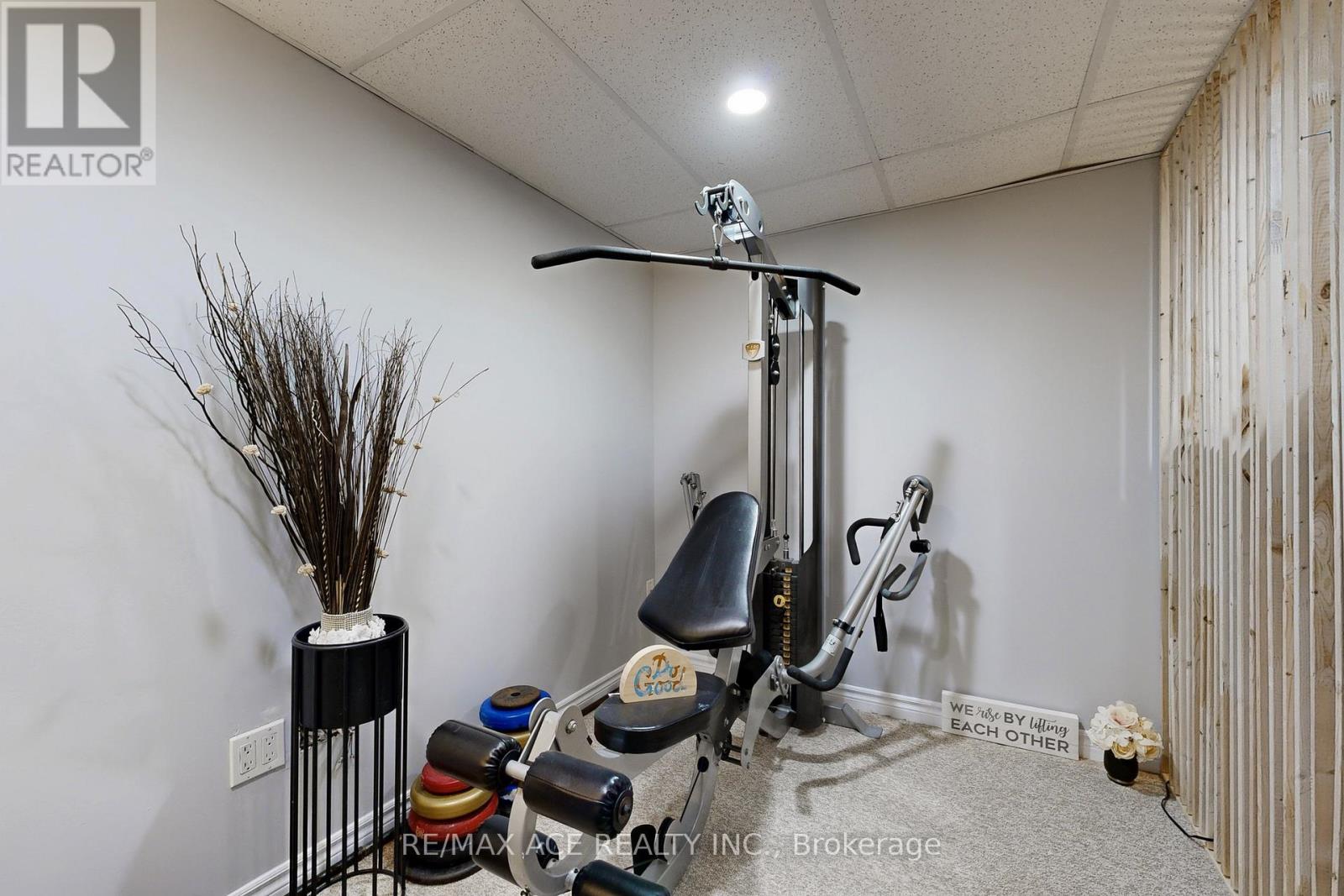 6 Aconley Court, Barrie, Ontario  L4M 7B3 - Photo 38 - S12606738