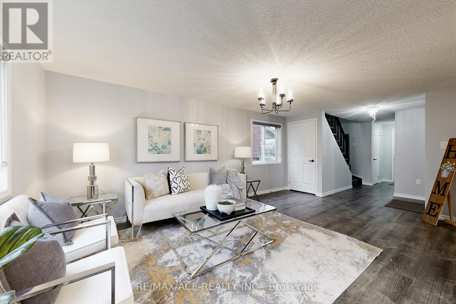 6 Aconley Court, Barrie, Ontario  L4M 7B3 - Photo 9 - S12606738