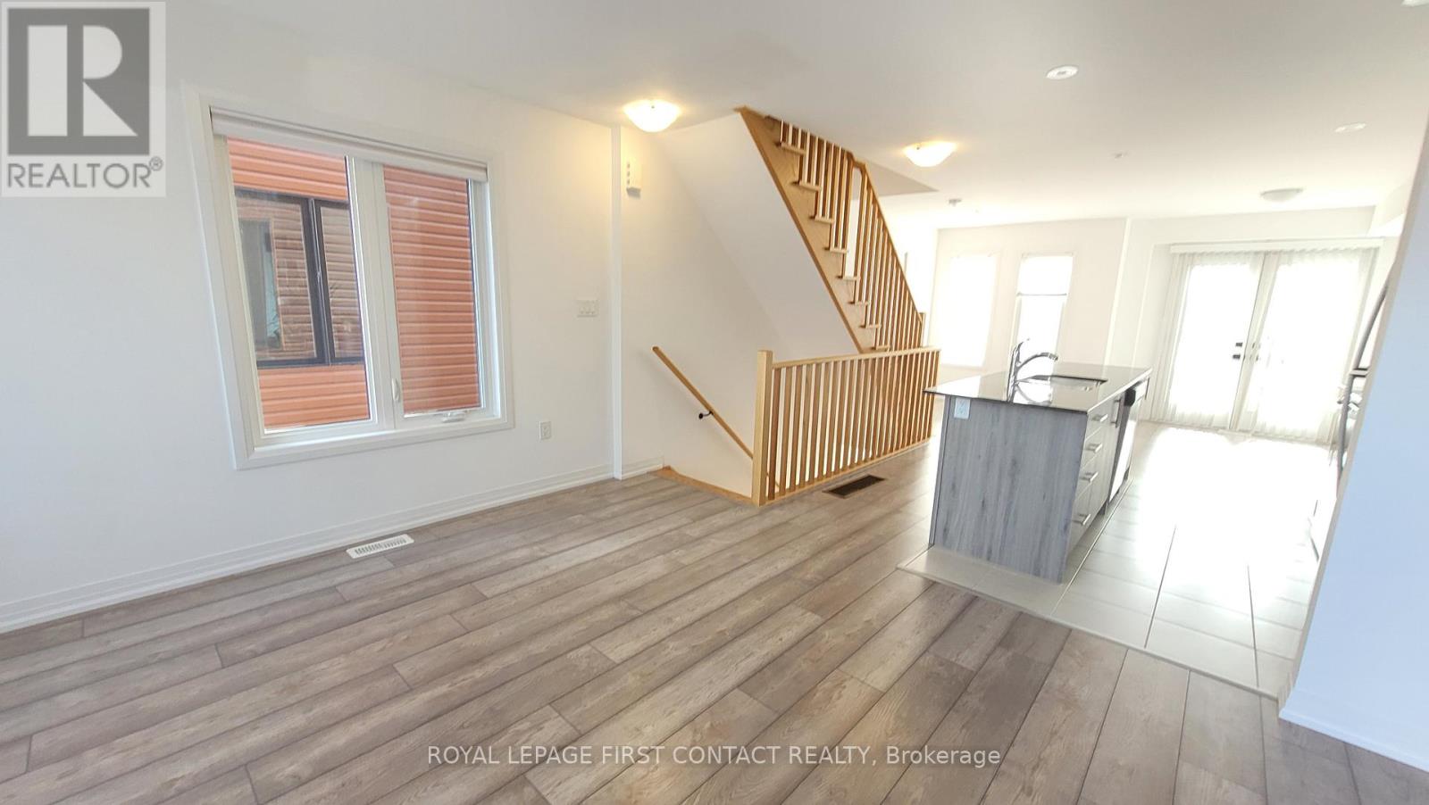 31 Fairlane Avenue, Barrie (Painswick South), Ontario L9J 0N1 - Photo 10 - S12606740