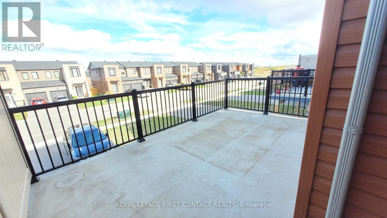 31 Fairlane Avenue, Barrie (Painswick South), Ontario L9J 0N1 - Photo 7 - S12606740