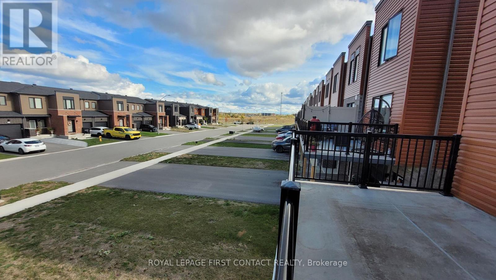 31 Fairlane Avenue, Barrie (Painswick South), Ontario L9J 0N1 - Photo 9 - S12606740