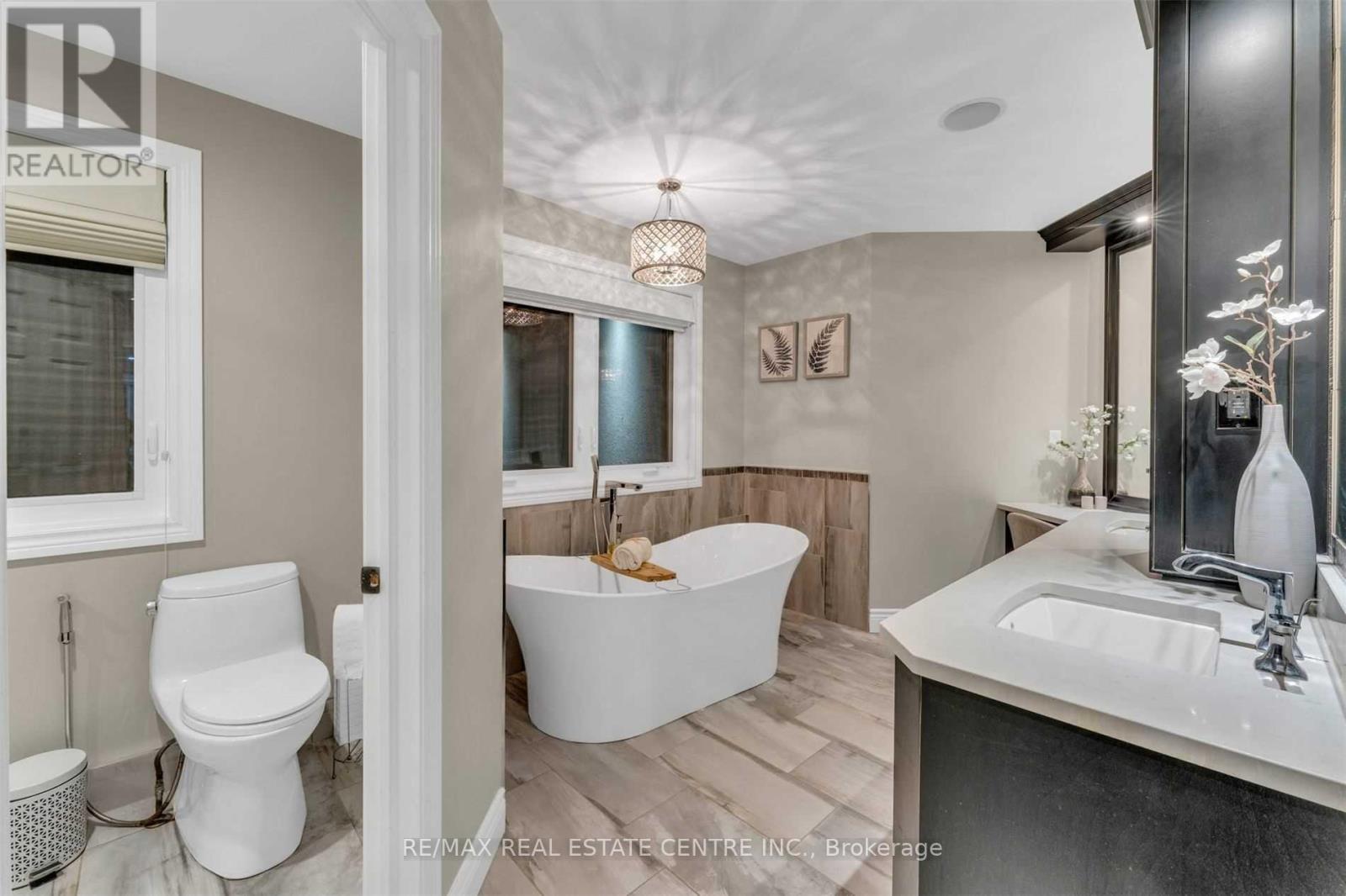 11135 Menzies Court, Milton, Ontario  L0P 1B0 - Photo 23 - W12606728