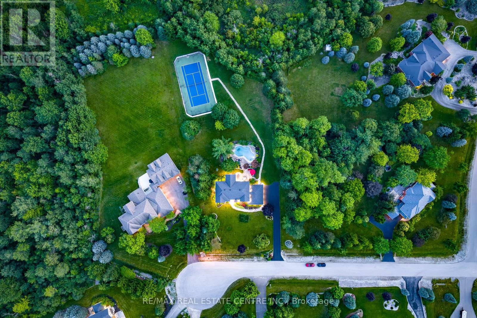 11135 Menzies Court, Milton, Ontario  L0P 1B0 - Photo 39 - W12606728