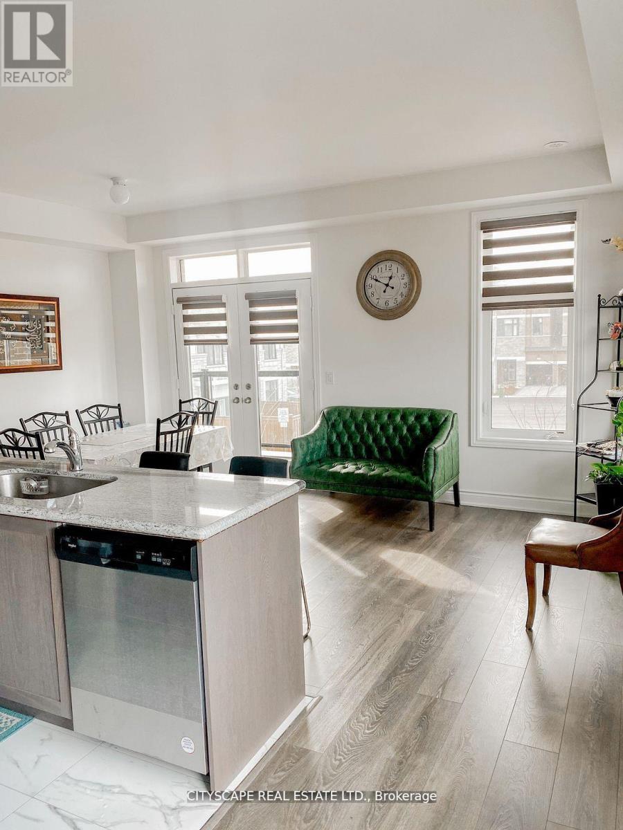 3038 Islington Avenue, Toronto, Ontario  M9L 0A6 - Photo 7 - W12606756