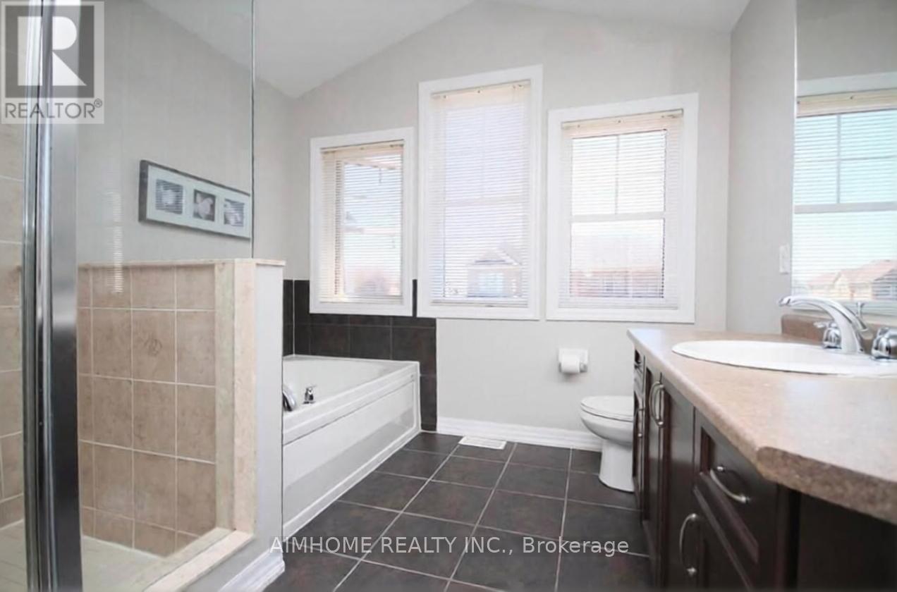 103 Donovan Heights, Milton, Ontario  L9T 0R4 - Photo 9 - W12606762