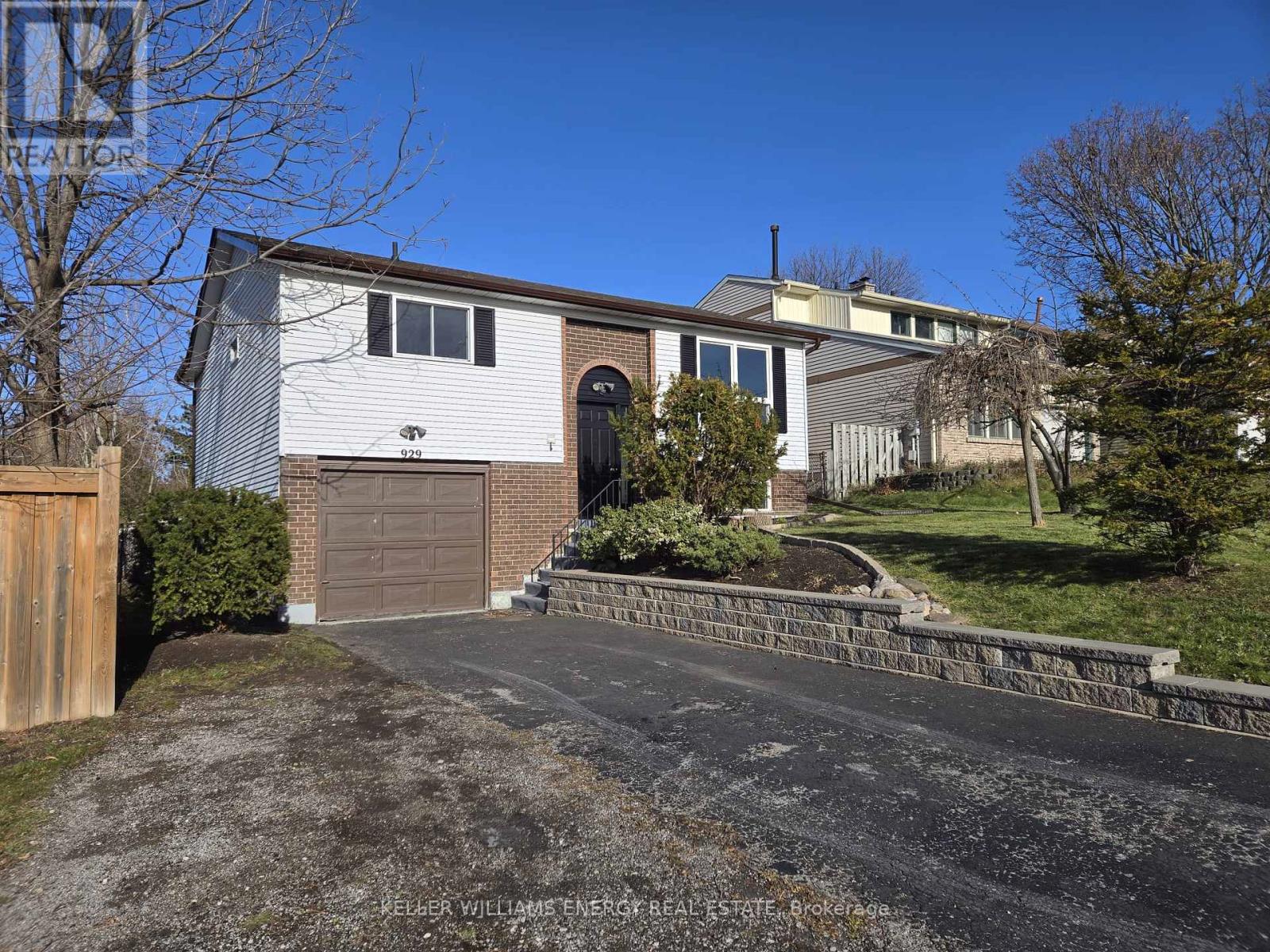 Lower - 929 Southdown Drive, Oshawa, Ontario  L1H 7Z5 - Photo 1 - E12606778