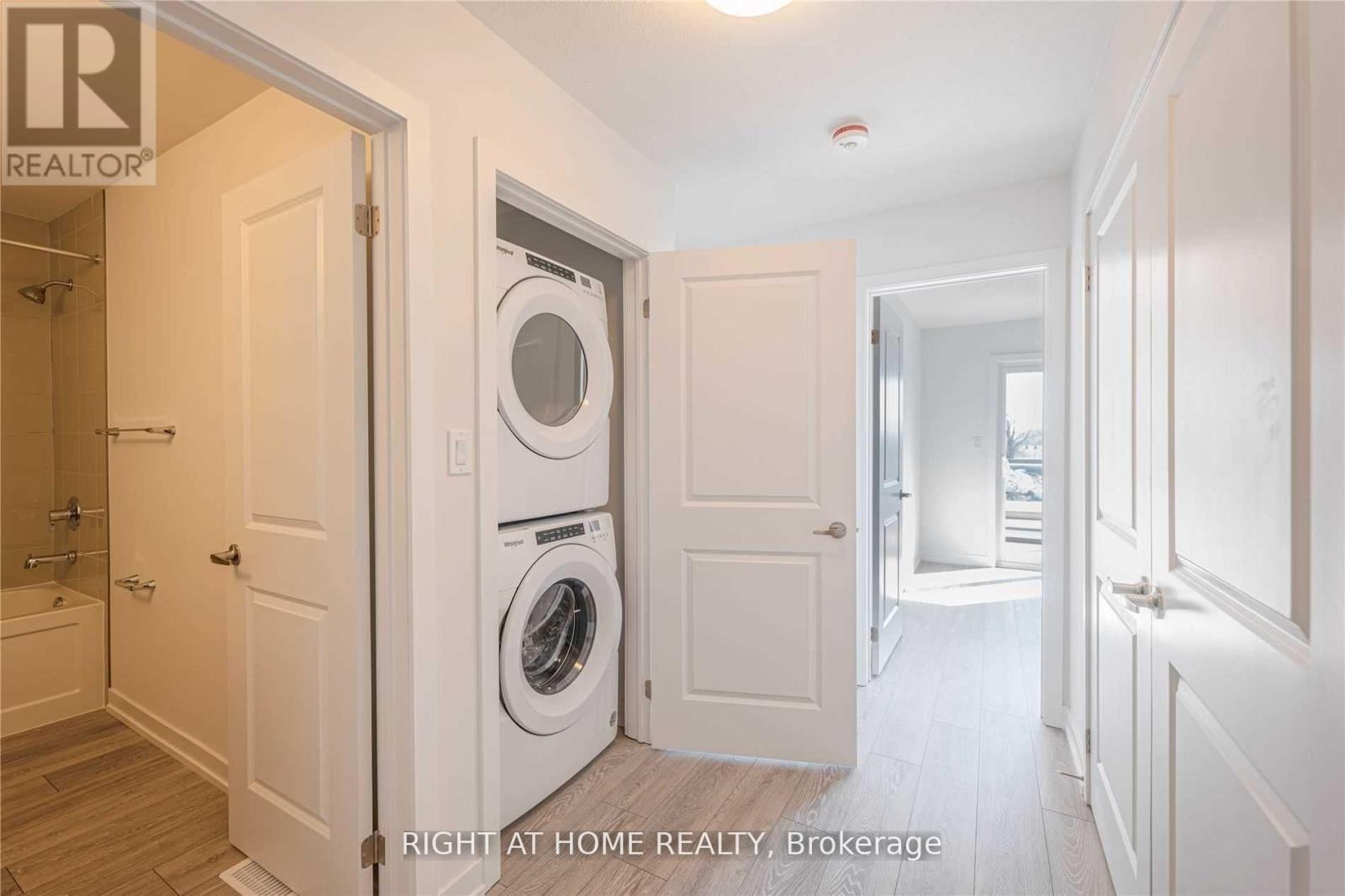 197 - 205 West Oak Terrace N, Kitchener, Ontario  N2R 0R9 - Photo 6 - X12606758