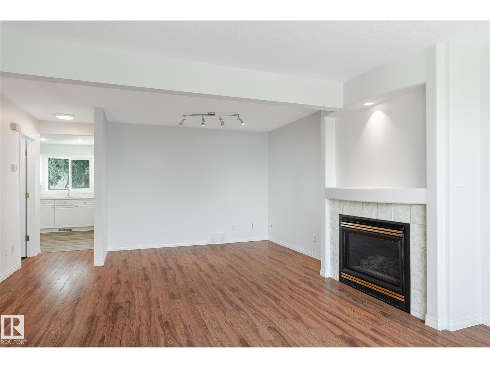 #52 9630 176 St Nw, Edmonton, Alberta  T5T 6E1 - Photo 3 - E4466085