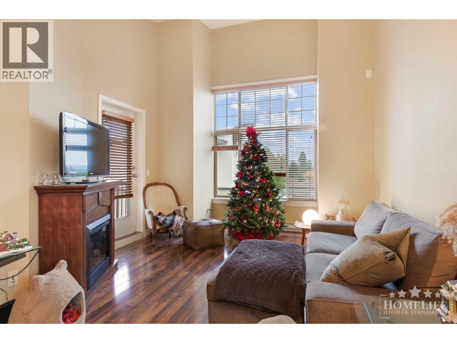 406 11887 Burnett Street, Maple Ridge, British Columbia V2X 6P6 - Photo 4 - R3072626