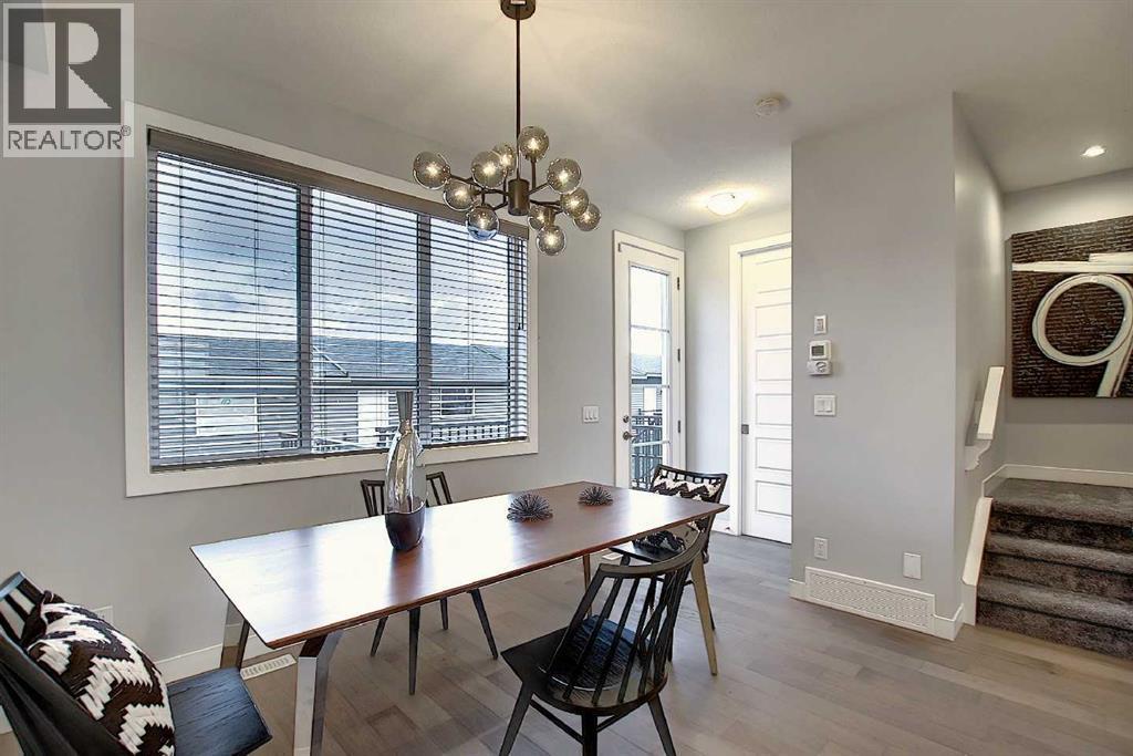 322 Sundown Road, Cochrane, Alberta  T4C 3H2 - Photo 15 - A2193822