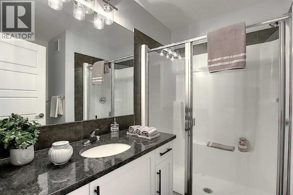 322 Sundown Road, Cochrane, Alberta  T4C 3H2 - Photo 18 - A2193822