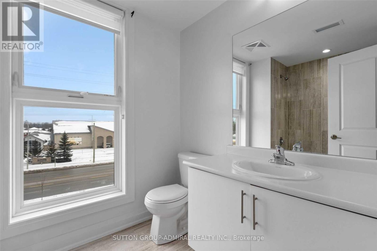 301 - 295 Cundles Road E, Barrie, Ontario  L4M 4S5 - Photo 14 - S12606770